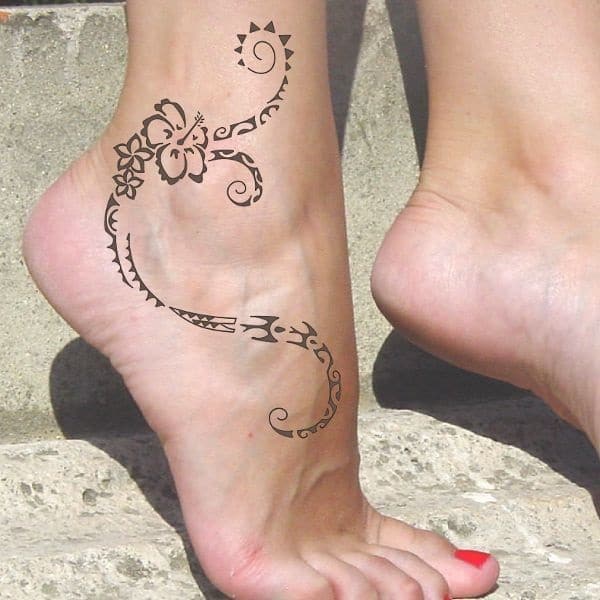 Xăm hoa văn đẹp độc lạ nhỏ xinh trên cổ chân nữ